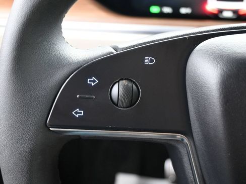 Used 2025 Tesla Model X AWD/4WD image 20