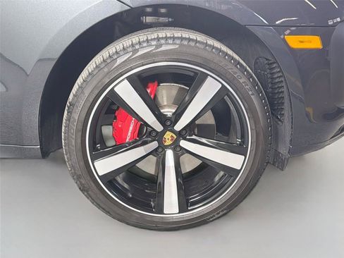 Certified 2026 Porsche Macan S AWD/4WD image 14