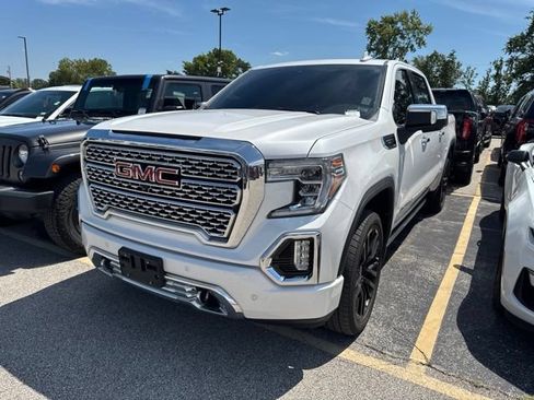 Used 2021 GMC Sierra 1500 Denali w/ Denali Carbonpro Edition AWD/4WD image 1