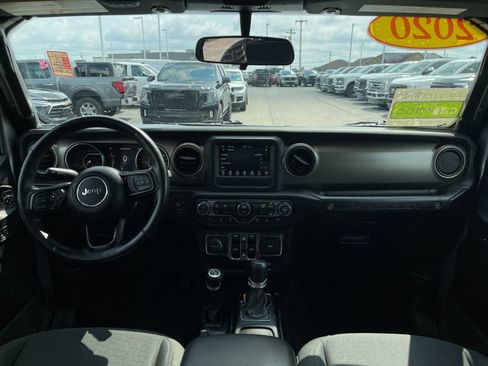 Used 2020 Jeep Wrangler Unlimited Sport AWD/4WD image 15