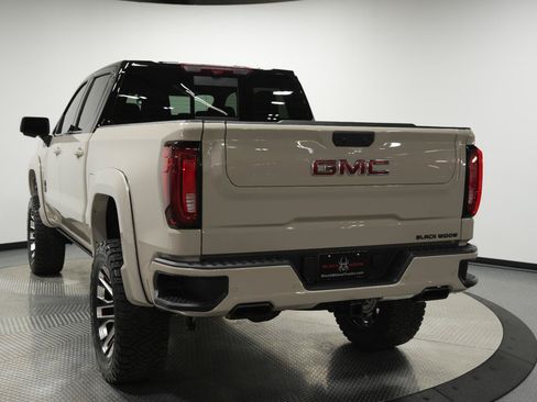 New 2026 GMC Sierra 1500 AT4 w/ AT4 Premium Package AWD/4WD image 8