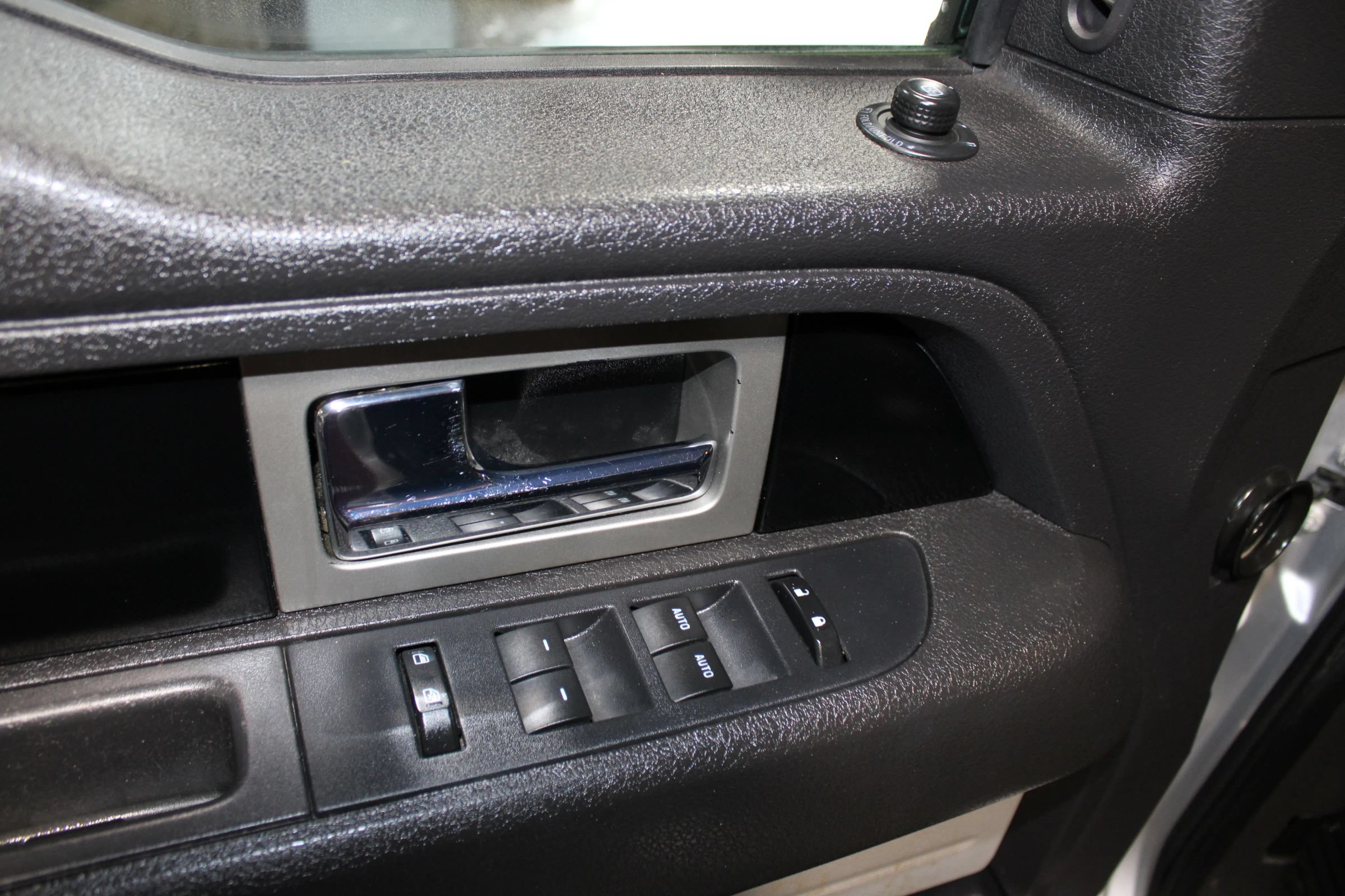 Used 2011 Ford F150 FX4 w/ FX Luxury Pkg AWD/4WD image 10