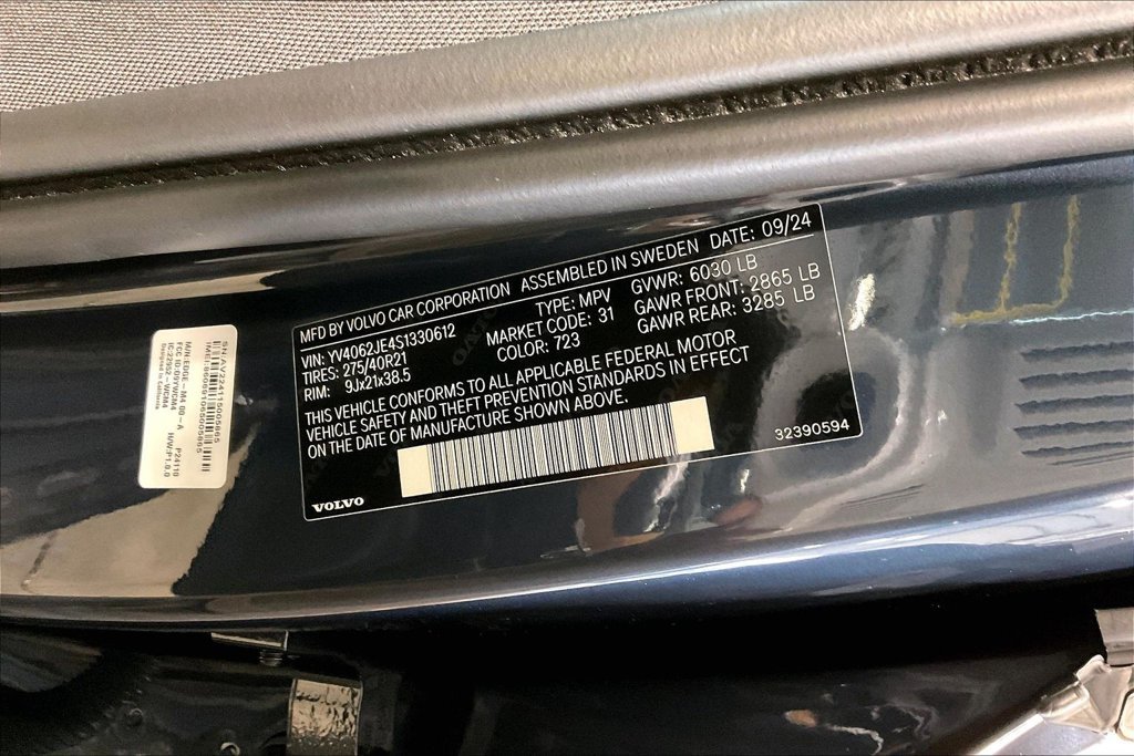 Certified 2025 Volvo XC90 B6 Plus w/ Protection Package AWD/4WD image 20