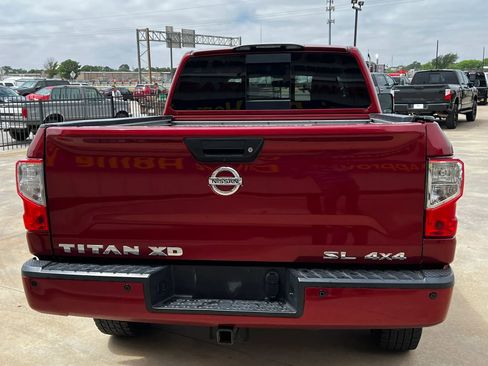 Used 2017 Nissan Titan SL AWD/4WD image 5