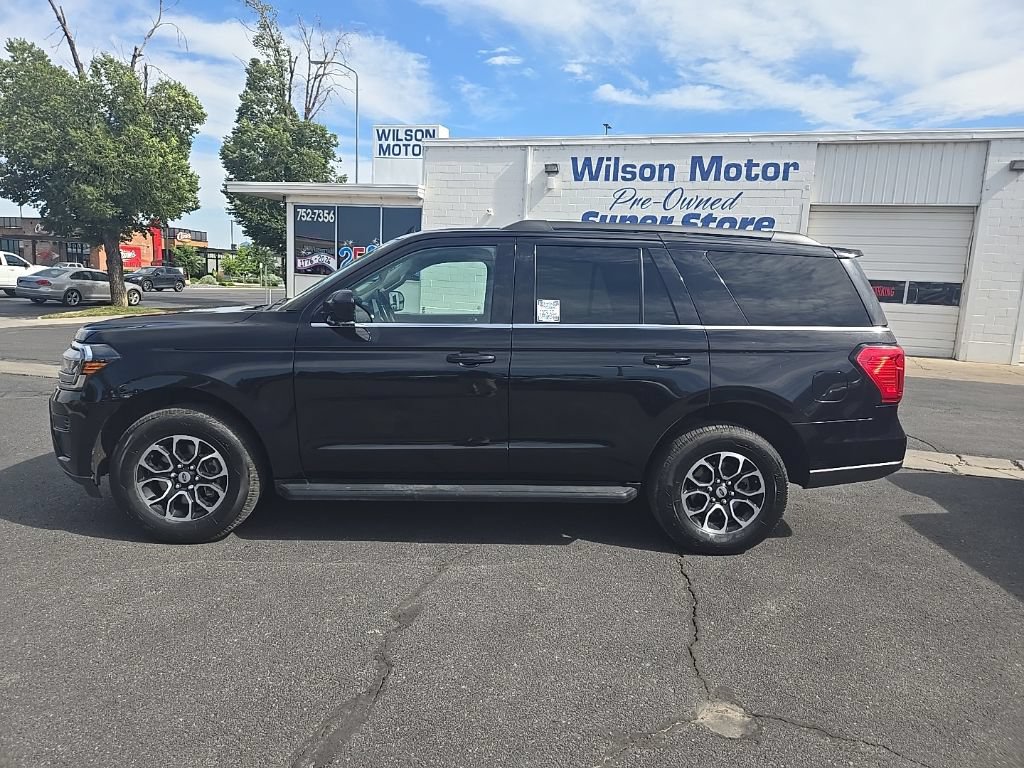 Used 2024 Ford Expedition XLT AWD/4WD image 8