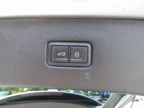 Used 2019 Audi Q7 2.0T Premium Plus w/ Premium Plus Package image 20