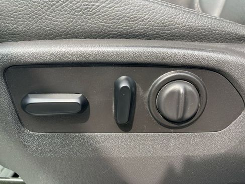 Used 2020 GMC Sierra 3500 Denali w/ Denali Ultimate Package image 10