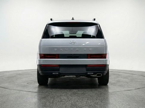 Used 2025 Hyundai Santa Fe SEL FWD image 7