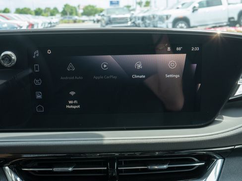 New 2026 Buick Envista Sport Touring w/ Convenience I Package FWD image 17