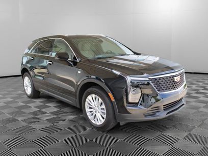 New 2024 Cadillac XT4 Luxury w/ Cold Weather Package