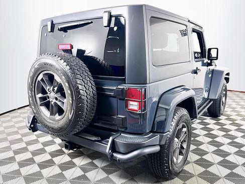 Used 2018 Jeep Wrangler Sport AWD/4WD image 7