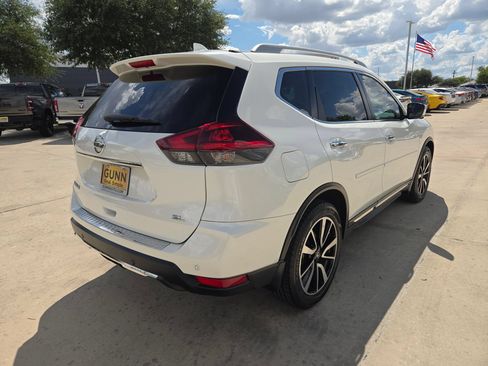 Used 2020 Nissan Rogue SL w/ Premium Package FWD image 3