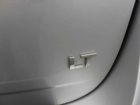 Used 2017 Chevrolet Equinox LT w/ Convenience Package image 7