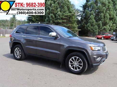 Used 2016 Jeep Grand Cherokee Limited w/ Luxury Group II AWD/4WD image 11