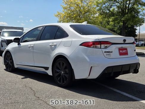Used 2024 Toyota Corolla SE FWD image 3