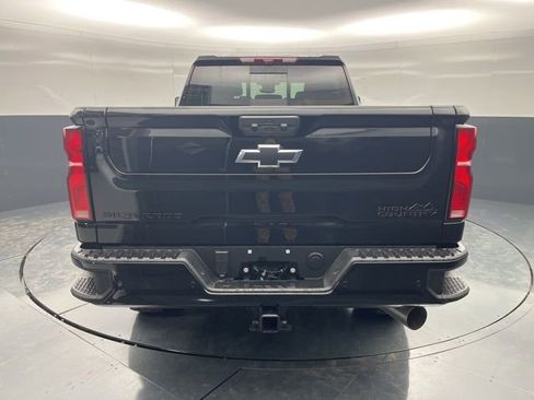 New 2026 Chevrolet Silverado 2500 High Country w/ High Country Premium Package AWD/4WD image 8