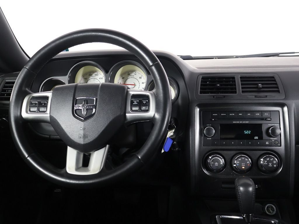 Used 2012 Dodge Challenger SXT RWD image 22