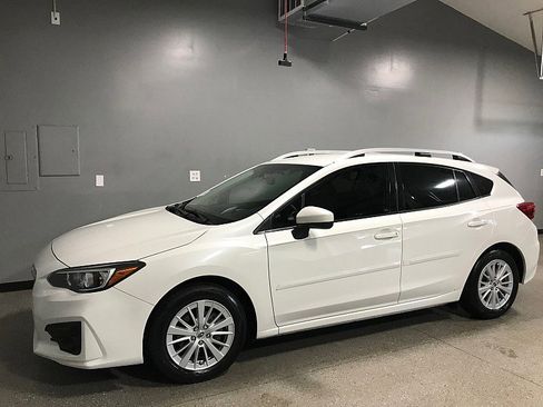 Used 2017 Subaru Impreza 2.0i Premium w/ BSD & Rcta/SRF/Eyesight image 7