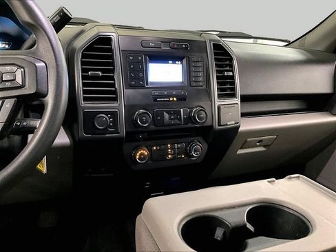 Used 2018 Ford F150 XLT AWD/4WD image 6