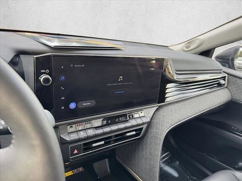 Certified 2025 Toyota Camry XLE image 13