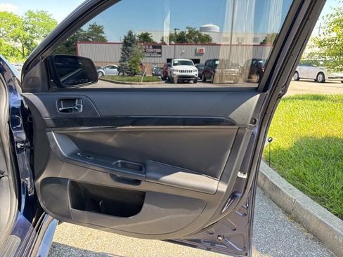 Used 2013 Mitsubishi Lancer GT FWD image 27