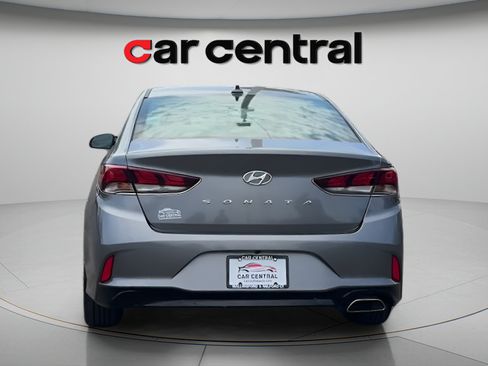Used 2018 Hyundai Sonata SEL FWD image 4