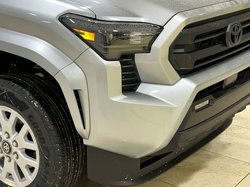 New 2026 Toyota Tacoma SR5 image 2