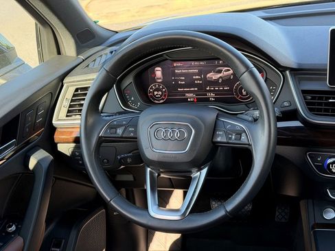 Used 2019 Audi Q5 2.0T Premium Plus AWD/4WD image 24