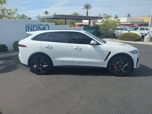Used 2022 Jaguar F-PACE SVR AWD/4WD image 4