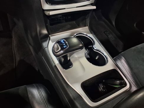 Certified 2015 Jeep Grand Cherokee Altitude image 9