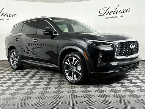 Used 2023 INFINITI QX60 Luxe w/ Performance Audio Package AWD/4WD image 1