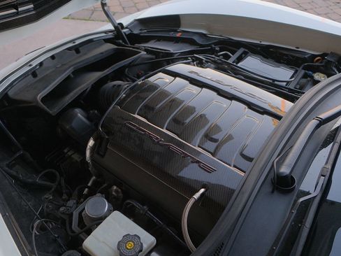 Used 2019 Chevrolet Corvette Grand Sport w/ Carbon Flash Badge Package image 9