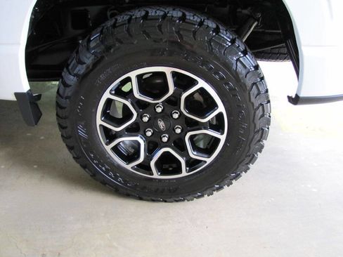 Used 2022 Ford F150 Lariat image 33