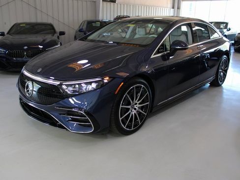 Used 2023 Mercedes-Benz EQS 580 4MATIC Sedan image 44