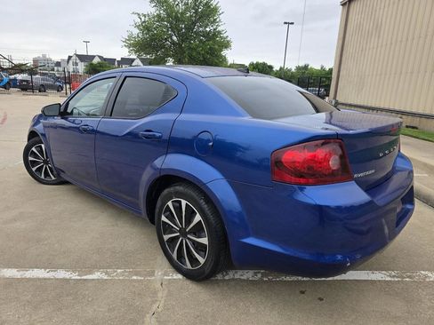 Used 2014 Dodge Avenger SE FWD image 3
