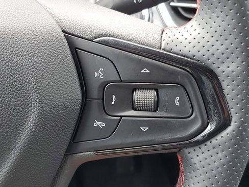 Certified 2025 Chevrolet Trax RS w/ Driver Confidence Package FWD image 22
