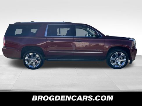 Used 2020 GMC Yukon XL Denali w/ Denali Ultimate Package image 2