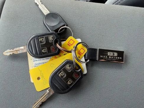 Used 2013 Ford F350 XLT w/ Advanced Security Group image 39