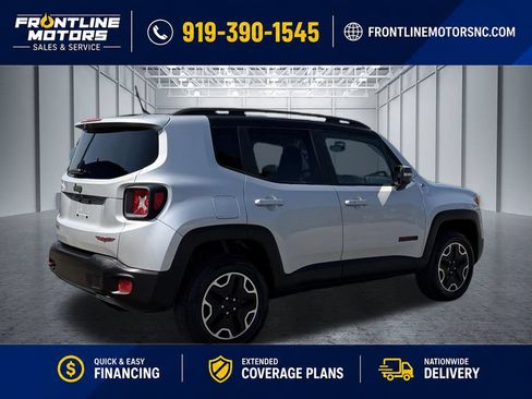 Used 2017 Jeep Renegade Trailhawk AWD/4WD image 9
