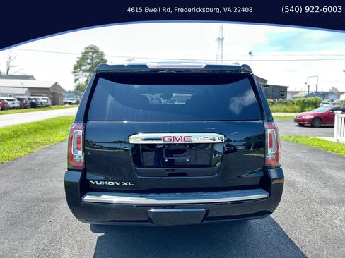 Used 2015 GMC Yukon XL Denali w/ Premium Package RWD image 4