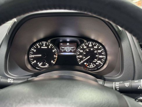 Used 2019 Nissan Pathfinder SL FWD image 27