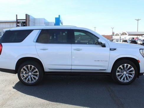 Used 2022 GMC Yukon Denali w/ Max Trailering Package image 2