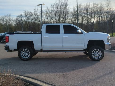 Used 2017 Chevrolet Silverado 1500 LTZ w/ Sport Package AWD/4WD image 9
