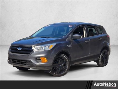 Used 2017 Ford Escape S image 1