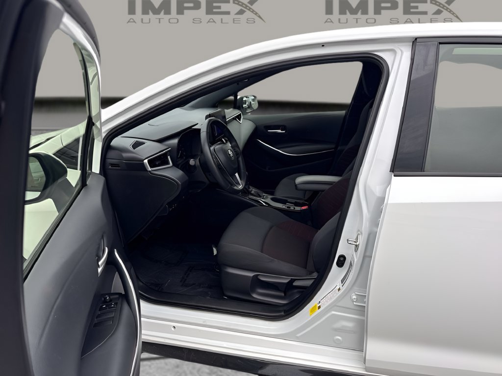 Used 2024 Toyota Corolla SE FWD image 16