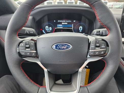 New 2026 Ford Explorer ST-Line image 22