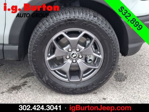 Used 2024 Ford Bronco Sport Badlands image 8