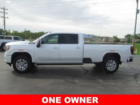 Used 2022 GMC Sierra 3500 Denali w/ Denali Ultimate Package AWD/4WD image 11