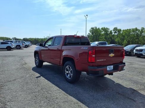 Used 2018 Chevrolet Colorado Z71 AWD/4WD image 9