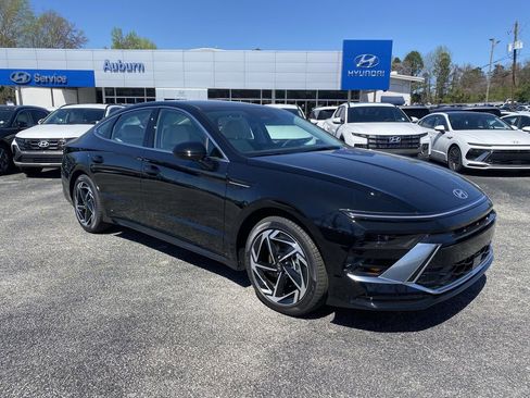 New 2026 Hyundai Sonata SEL FWD image 1
